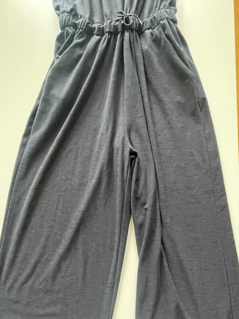Breathe Old Navy V-Neck Wide-Leg Jumpsuit for Women, Size S, Charcoal Gray - Picture 5 of 6